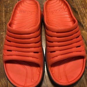 Hoka slide size 11